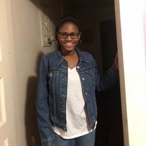 Meet your Posher, Maxine